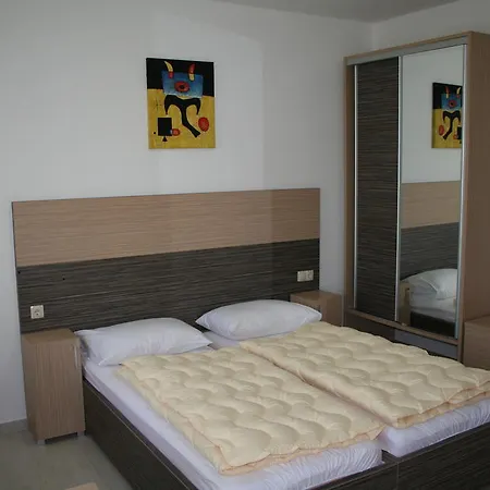 Apartment Paninich *